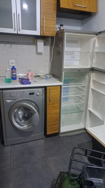 Uzunmüddətli kirayə mənzillər: 1 otaqlı mənzil – tam mebel və texnika ilə Planlaşdırma: - Geniş — 9