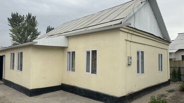 срочно продаю дом район рабочий городок: Дом, 100 м², 5 комнат, Собственник, Косметический ремонт