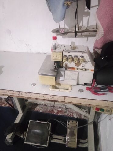 шв оборудования: Швейная машина Siruba, Полуавтомат