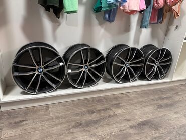 руль на х5: Дисктер R 18 BMW, Комплект, тешиктери - 5, Колдонулган
