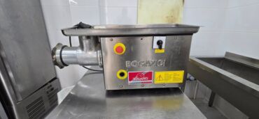 Professional ət çəkən maşınlar: Turkiye istehsali Bogazichi firmasinin 32lik etcheken mashini 900 Azn