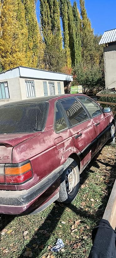 cls 55: Volkswagen Passat: 1988 г., Седан — 3