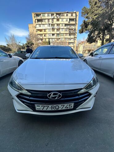 Nəqliyyat vasitəsinin icarəsi: Günlük, Toyota, Depozitlə, Qalmamaq şərti ilə