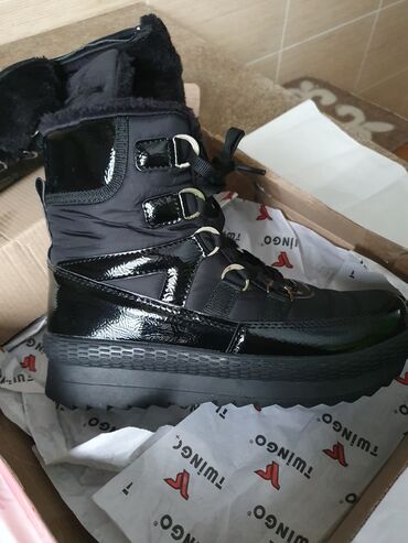 Сапоги: Продаем Новые зимние сапоги водооталкивающие внутри натуральный — 5