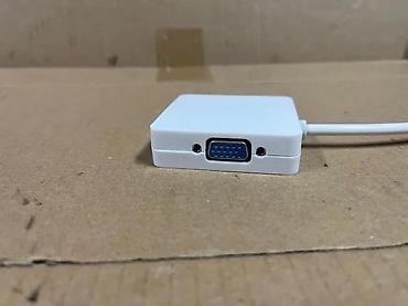 Druga oprema za računare i laptopove: Mini DisplayPort na HDMI/DVI/VGA adapter (3-u-1) Opis: - Ulaz: Mini — 8