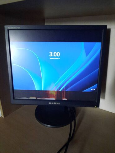 samsung monitör: Samsung monitor ishleyir