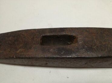 Čekići: Starinski kovani cekic Bez drske Duzina je 122mm Koriscen u stanju sa — 10