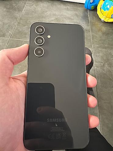 svetlo zelena: Samsung A54 128gb 10/10 stanje, na ekranu ima zastitno staklo i sve je — 6