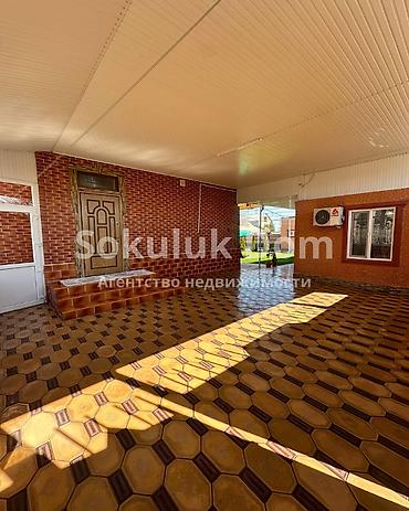 Продажа коттеджей и домов: 🏠Продается дом в с. Сокулук 🟡Комнаты: 6 🟡Участок: 12 соток — 3