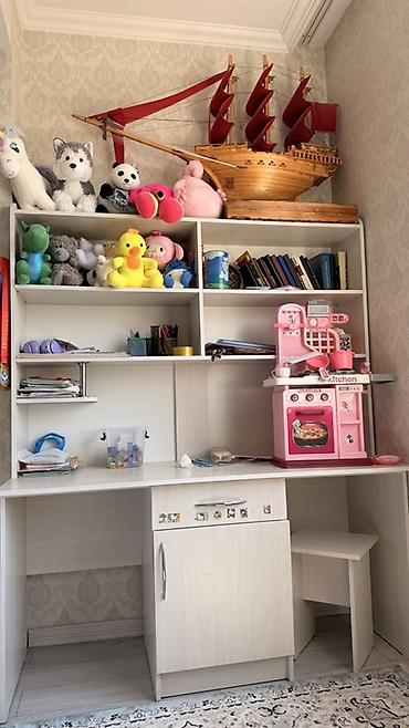 bunk bed: Детский комплект мебели: 2 кроватки-диван с ящиками + рабочая стенка с — 3
