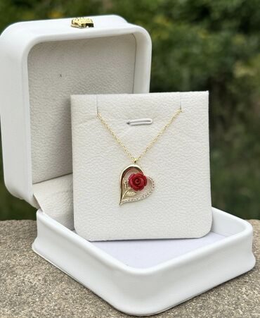 Seplər: Gümüş sep klonla 925 prob qiymət 35 manatdan baslayir.başqa hərflər də — 8