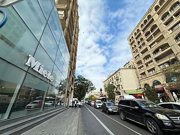 ecemide kiraye evler 2020: Bakı, 28 May, 2 otaqlı, Köhnə tikili, m. Sahil, 55 kv. m — 1