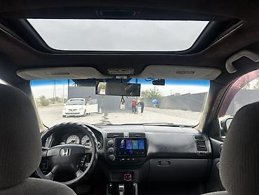 Honda Civic: 2002 г., 1.7 л, Автомат, Бензин, Седан