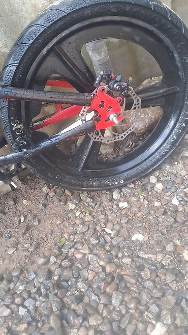 velosiped aksesuarı: Qara-qırmızı rəngli BMX tipli velosipetdir!velosipet problemi yoxdur — 6