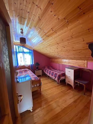 pasyolka kirovda heyet evleri: Dağ mənzərəsi ilə geniş həyətli fərdi yaşayış evi 10 Tam Yatacaq,5 — 10