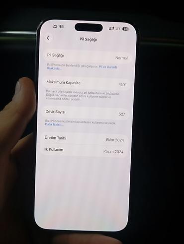 ipad pro m5: IPhone 15 Pro Max, Ağ, Face ID — 3