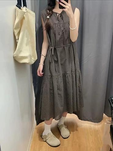 Повседневные платья: Женская одежда в стиле casual и smart-casual - Длинные безрукавные — 16