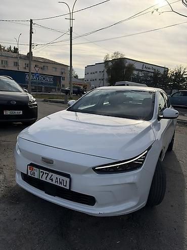 geely galaxy e5: Geely Geometry A: 2023 г., Автомат, Электромобиль, Седан — 5