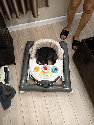 Uşaq gəzdirəci – Safety 1st brendi Mothercare alınıb. - Rəng: boz