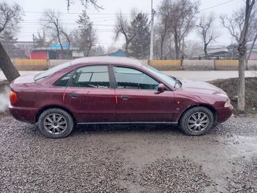 Audi: Audi A4: 1996 г., 1.6 л, Автомат, Бензин, Седан