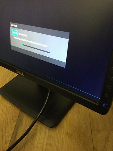Monitorlar: Salam. SAY VAR. Dell E1912Hf model 19 düymlük geniş ekran monitor — 3