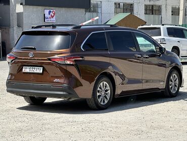 Toyota: Toyota Sienna: 2021 г., 2.5 л, Автомат, Гибрид, Минивэн — 3