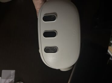 insta 360 one x2: Meta Quest 3 VR başlıq + aksesuar Xüsusiyyətlər: - Ön hissədə üç ədəd