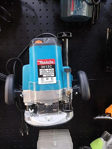 Фрезер погружной Makita 3612C - Мощность: 1600 Вт - Питание: 220 В
