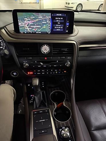 5: Lexus RX: 2022 г., 3.5 л, Гибрид, Кроссовер — 7