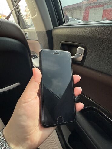 dubayski iphone haqqinda melumat: IPhone 7, 32 GB, Qara, Barmaq izi
