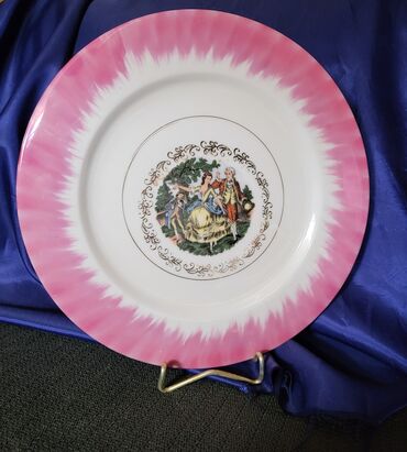 Kuhinjski setovi: Tanjir madonna japanski porcelan 80te. Tanjir je bez ostecenja sve — 1