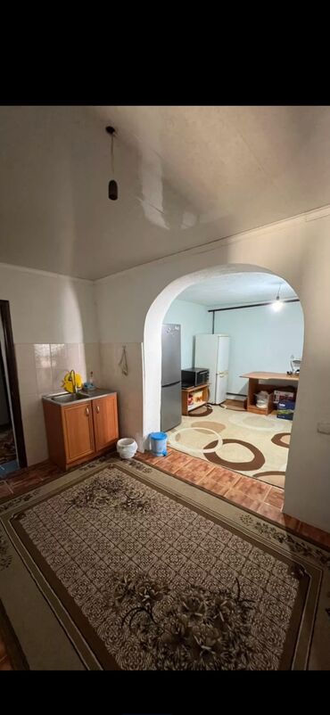 аренда квартир без подселения: 65 м², 4 комнаты, Парковка, Забор, огорожен