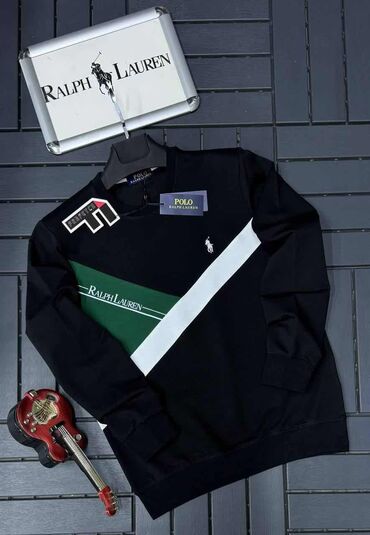 Duksevi: Duksevi 
S m l xl 2xl(pitati za dostupne vel)
Cena 3300 din — 16