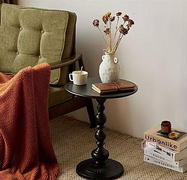 Stilski klub stolovi: Elegantni okrugli pomoćni sto - Dizajn: klasična okrugla ploča sa — 9