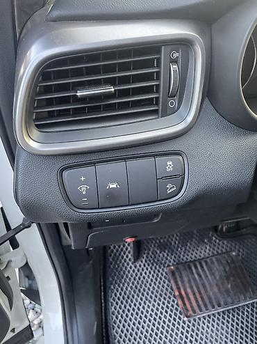 Kia: Kia Sorento: 2019 г., 2 л, Автомат, Дизель, Кроссовер at lalafo.kg — 7 Kia: Kia Sorento: 2019 г., 2 л, Автомат, Дизель, Кроссовер — 7