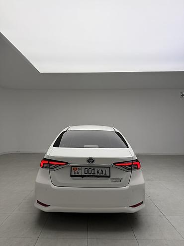 changan a600ev: Toyota Corolla: 2022 г., 1.8 л, Бензин, Седан — 6