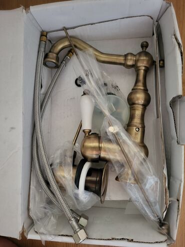 Duş üçün kranlar: Salam temiz buronza heresinen 2 desdi cox baha almlṣam tek tek — 20