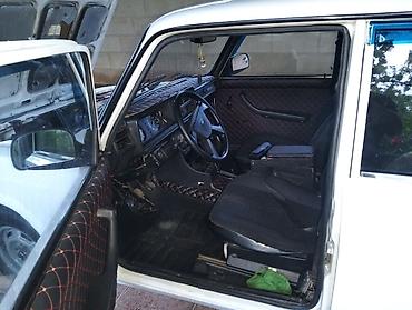nomre qablari: Lada 2104, ağ rəngli universal kuzov Texniki xüsusiyyətlər: - Kuzov — 4