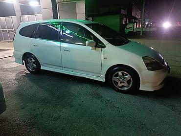 Honda: Honda Stream: 2003 г., Универсал — 8