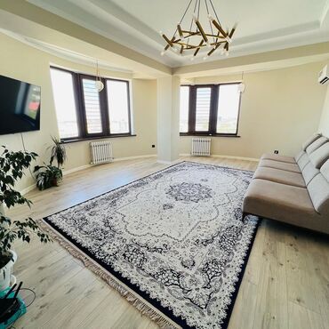 квартира трехкомнатная: 3 комнаты, 90 м², Элитка, 12 этаж, Евроремонт