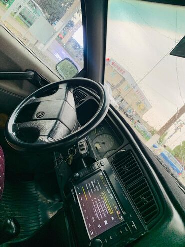 Volkswagen: Volkswagen Passat Variant: 1991 г., 2 л, Механика, Бензин, Универсал — 10