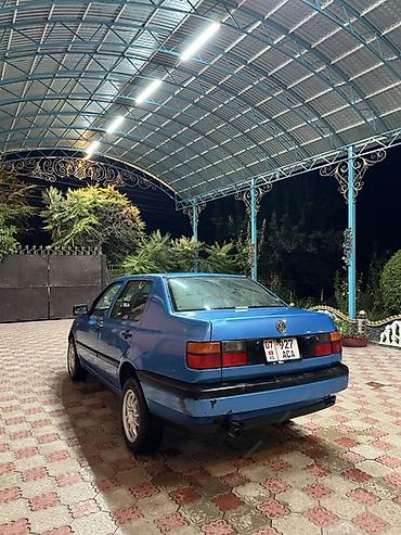 кербен авто: Volkswagen Vento: 1993 г., 2 л, Механика, Бензин, Седан — 4