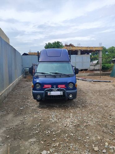 учебная машина: Hyundai Porter: 1999 г., 2.5 л, Механика, Дизель, Фургон