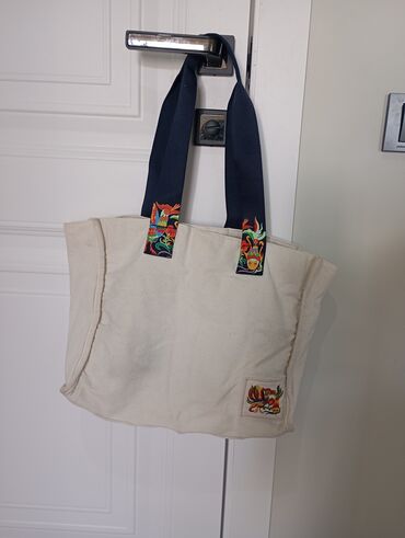 Классические сумки: Сумки из от 500 до 5000 сом — 11