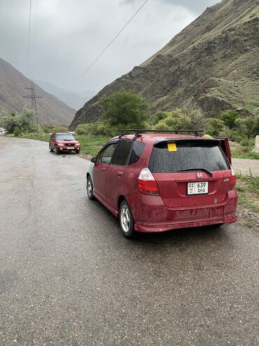 хонда фит 2009: Honda Fit: 2002 г., 1.3 л, Вариатор, Бензин, Хетчбек