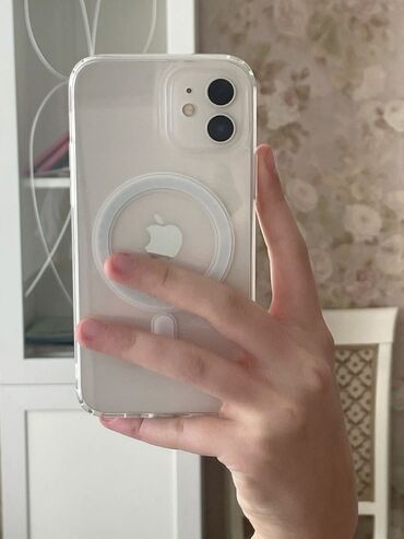 чехлы на мак: IPhone 11, Б/у, 128 ГБ, Белый, Чехол, 77 %