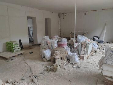 Kommersiya daşınmaz əmlakının satışı: Bakıxanov qəsəbəsi, Nazim İsmayılov prospektində, Möcüzə marketin — 3