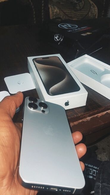 IPhone 15 Pro, 256 GB, Gümüşü, Simsiz şarj, Face ID, Sənədlərlə