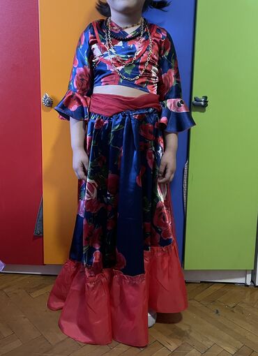 карнавальные костюмы для взрослых: Костюм цыганки на 4-5лет для утренника. Кофта с юбкой