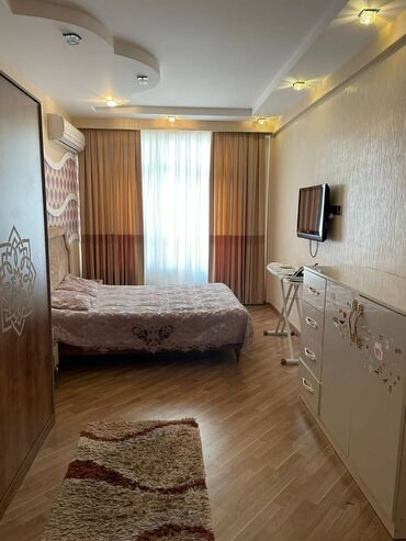 Günlük kirayə mənzillər: 3 otaqlı, Xətai r. r-nu — 9